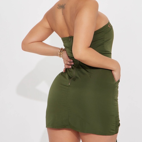 Fashion nova Nylon mini dress - medium -  New with tags - Picture 2 of 3